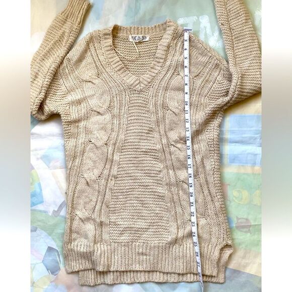 Pink Rose Women Cable Knit Pullover Sweater V-Neck Size Medium Beige Wool - Picture 2 of 7